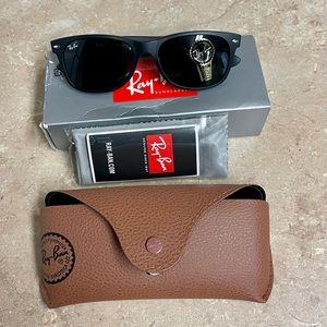 Unisex Rayban Sunglasses. Brand new
